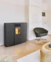 ambientata-stufa-a-pellet-quadra-kalor-843x1024.webp