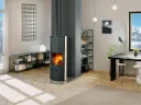 evora_h_keramik_kaminofen_romotop_interier_big.webp